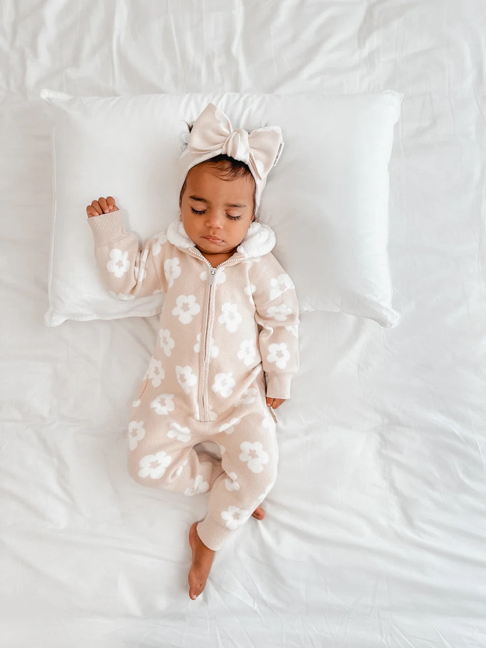 Indigo Dreams Lola Sherpa Hooded Romper, Oatmeal
