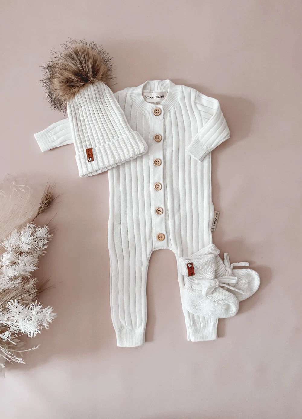 Indigo Dreams Vanilla Romper vauvan neulehaalari
