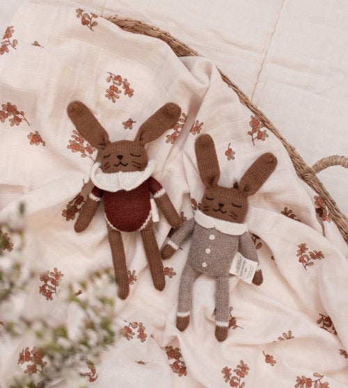 Main Sauvage Bunny Plush Toy, Oat Jumpsuit