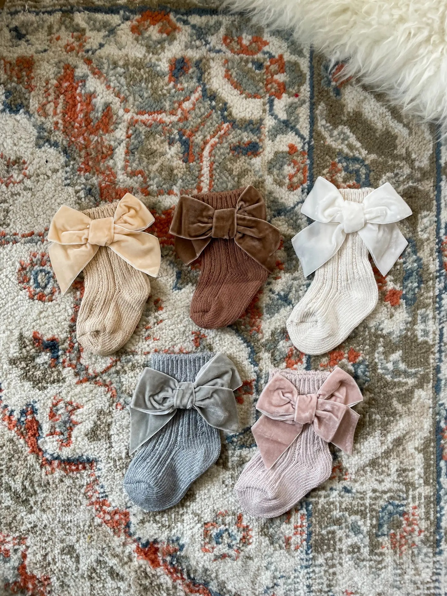 La Olivia Kids Juul socks, multiple colors