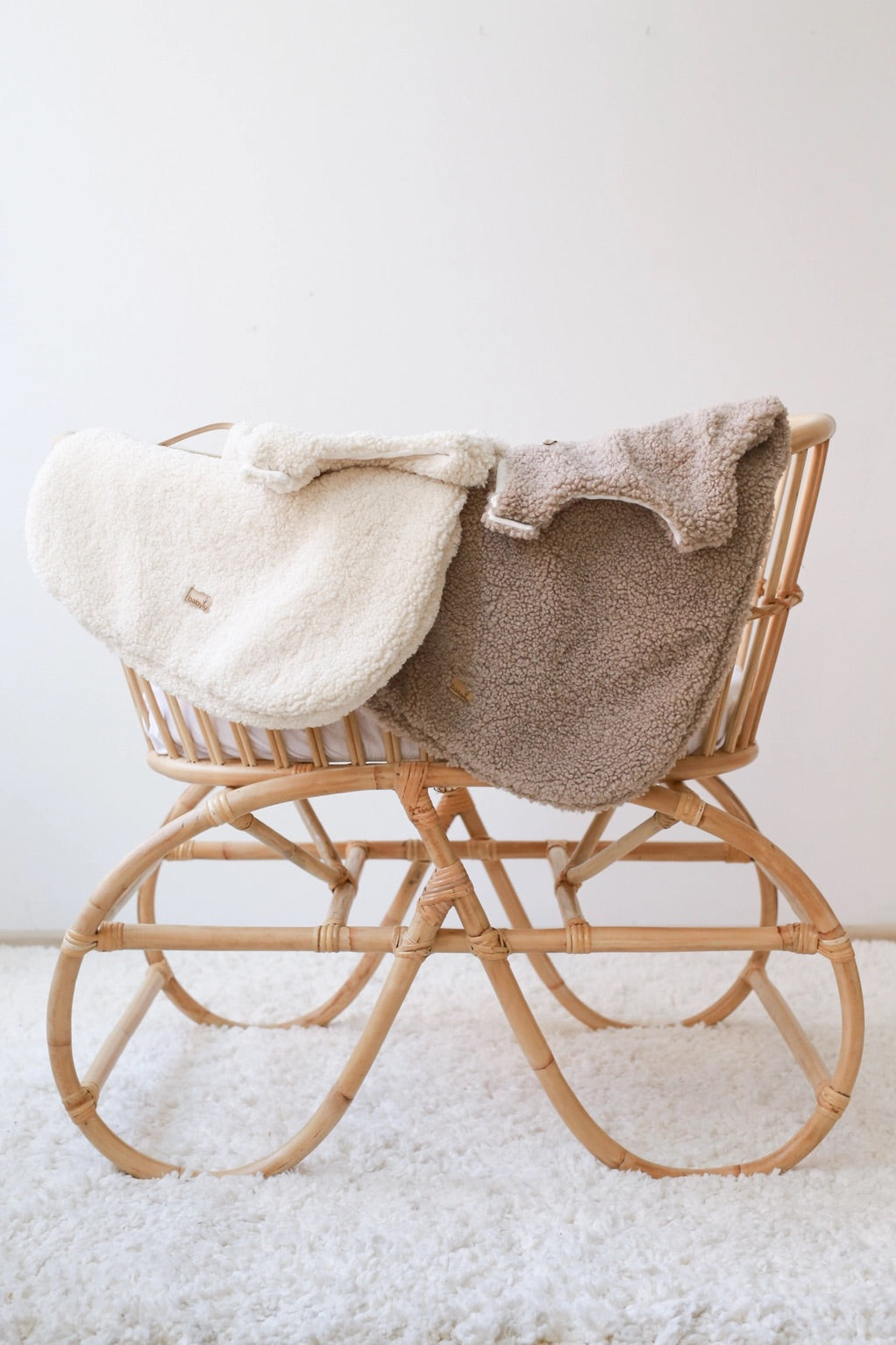 Babyly Teddy Dreams vauvan unipussi, Cream tai Taupe