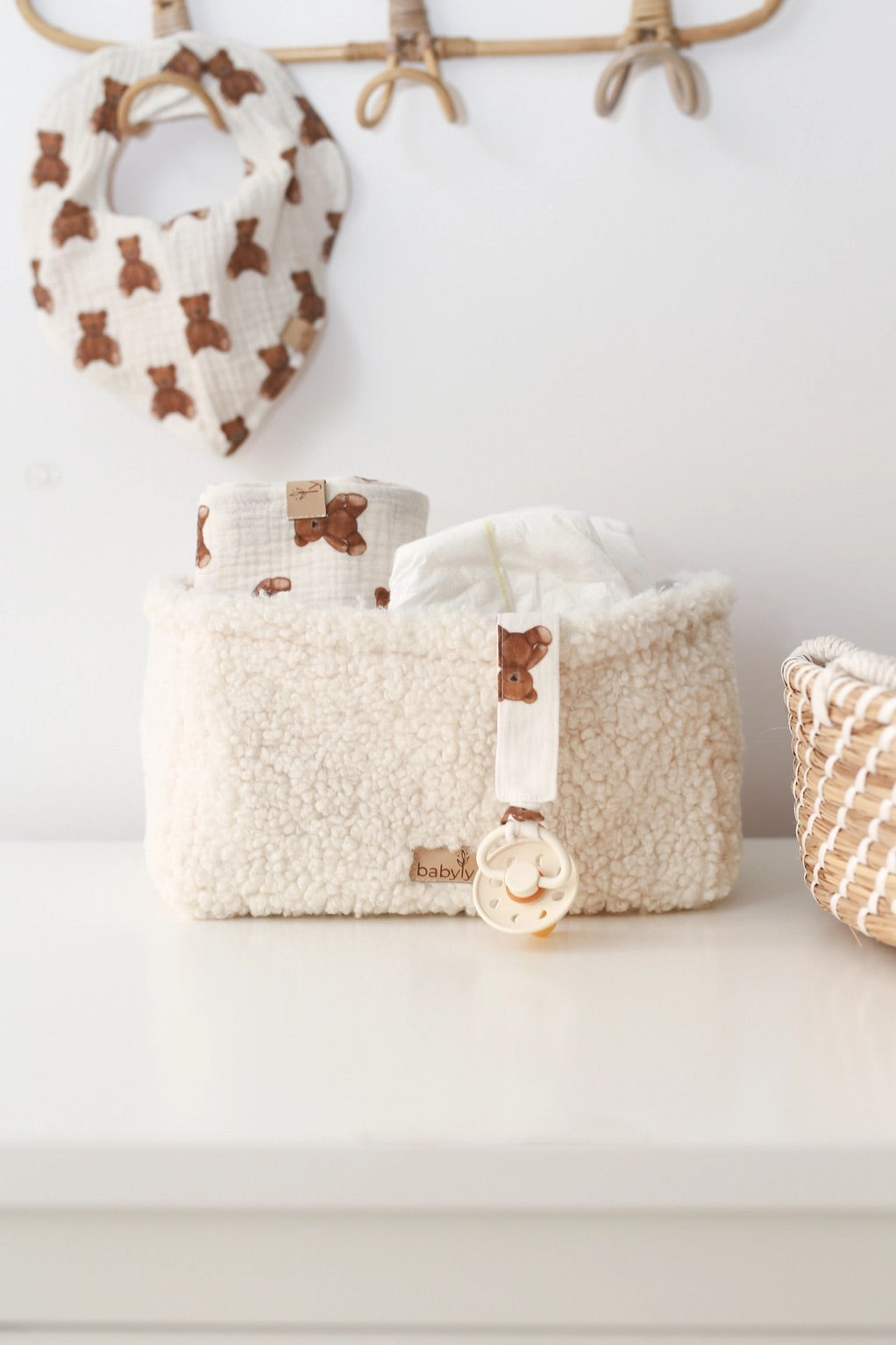 Babyly Teddy diaper storage basket, Cream or Taupe, 3 different sizes