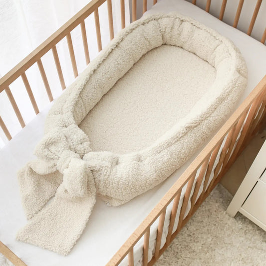 Babyly Bow Teddy Baby Nest, Cream