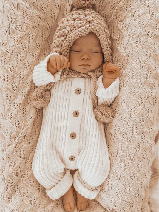 Little B's Nursery Ribbed Romper vauvan neulehaalari, Milk