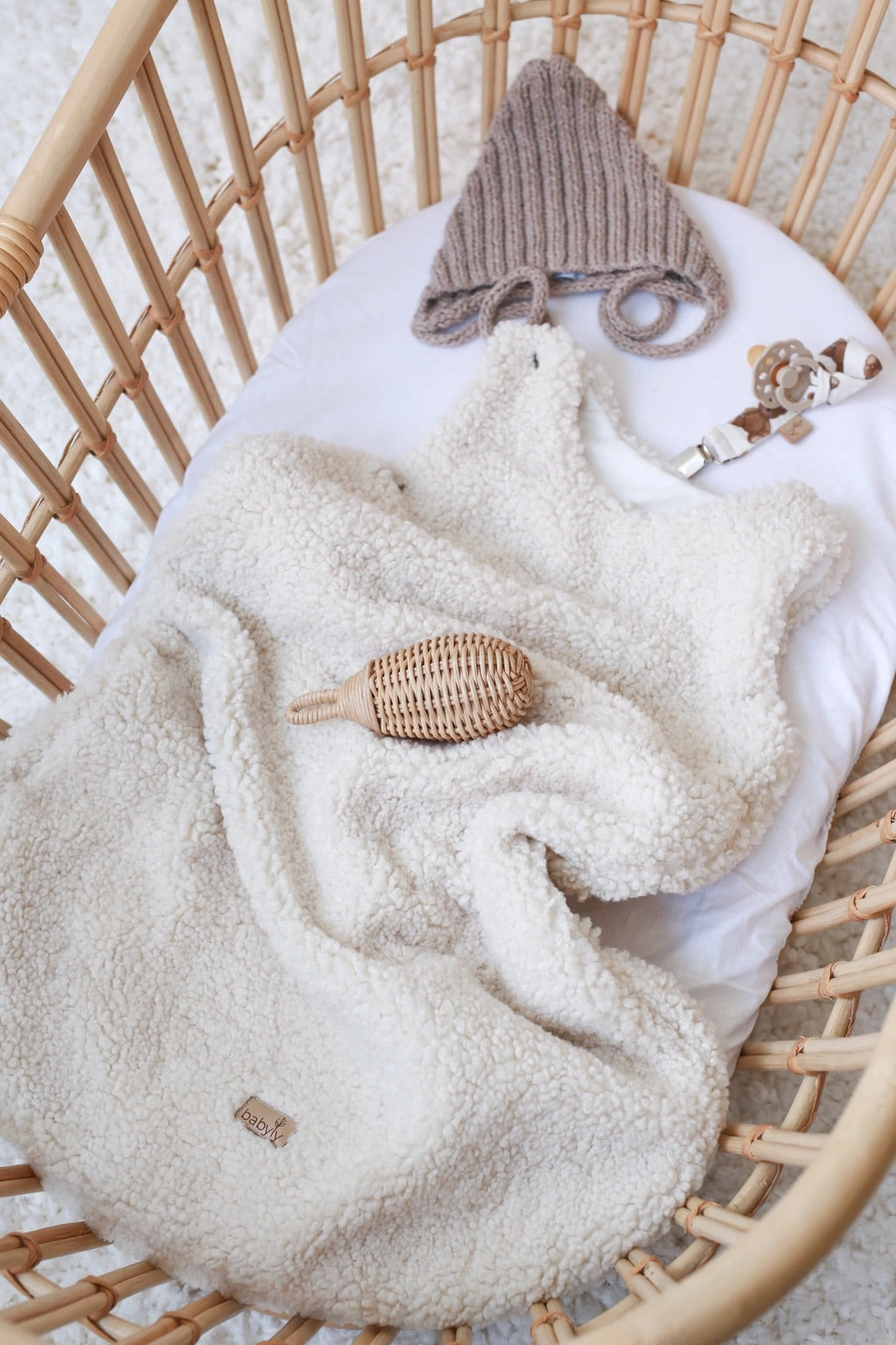 Babyly Teddy Dreams vauvan unipussi, Cream tai Taupe