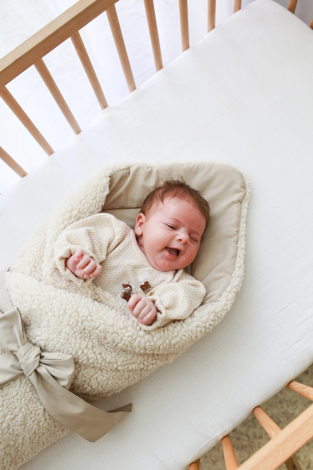 Babyly Teddy Baby Wrap vauvakapalo, Cream