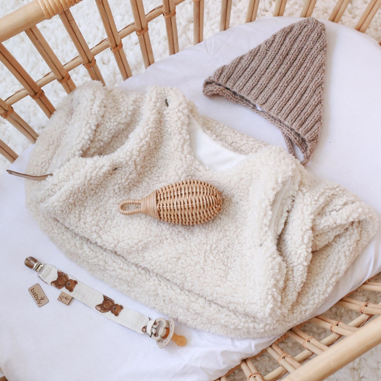 Babyly Teddy Dreams vauvan unipussi, Cream tai Taupe