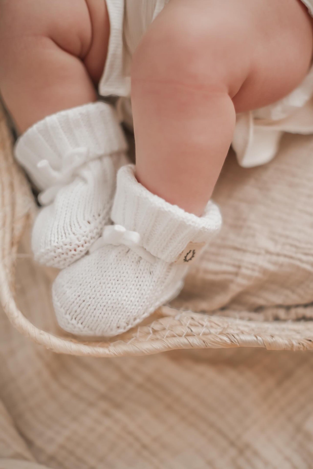 Liv & Loke baby slippers, White Dove