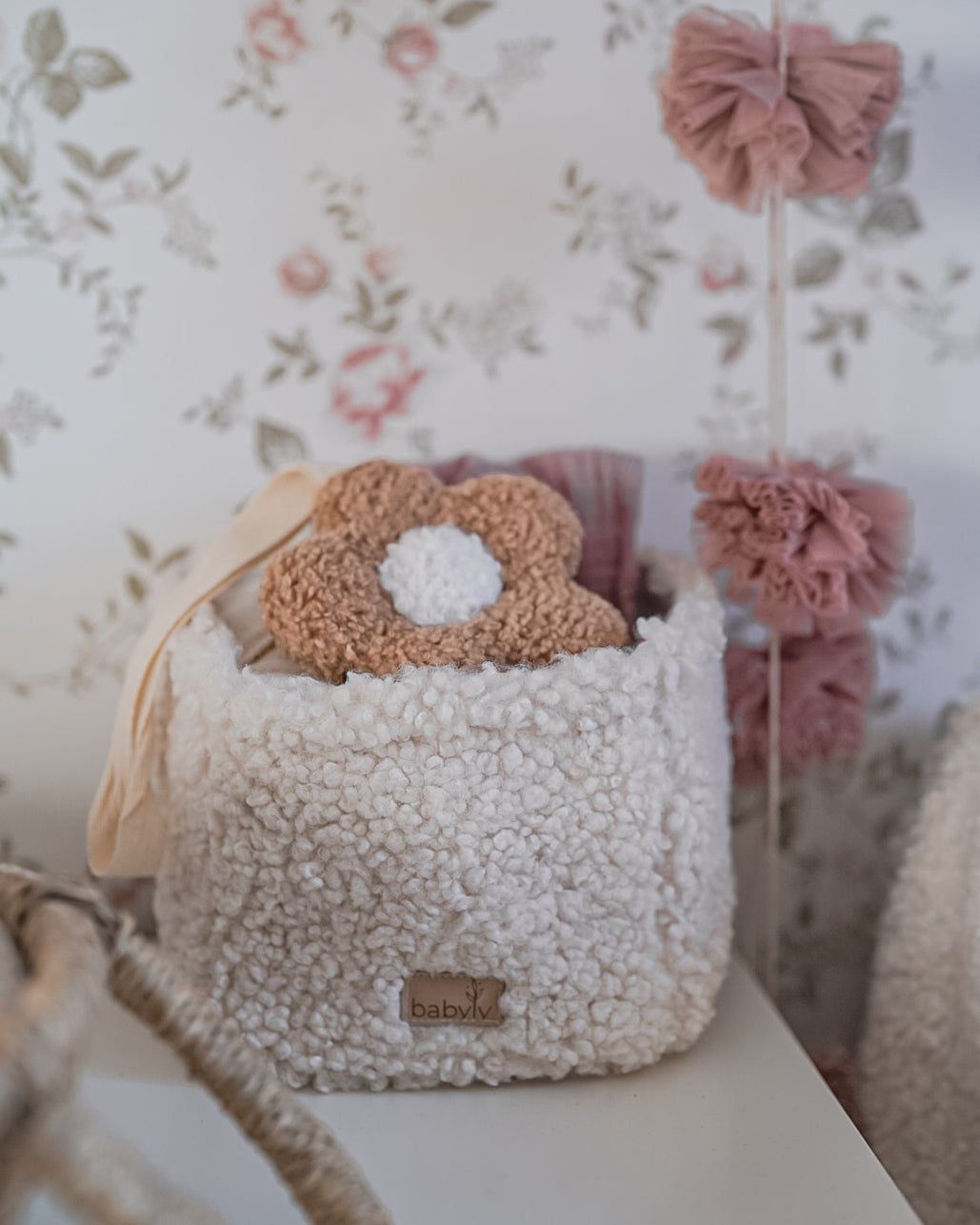 Babyly Teddy diaper storage basket, Cream or Taupe, 3 different sizes