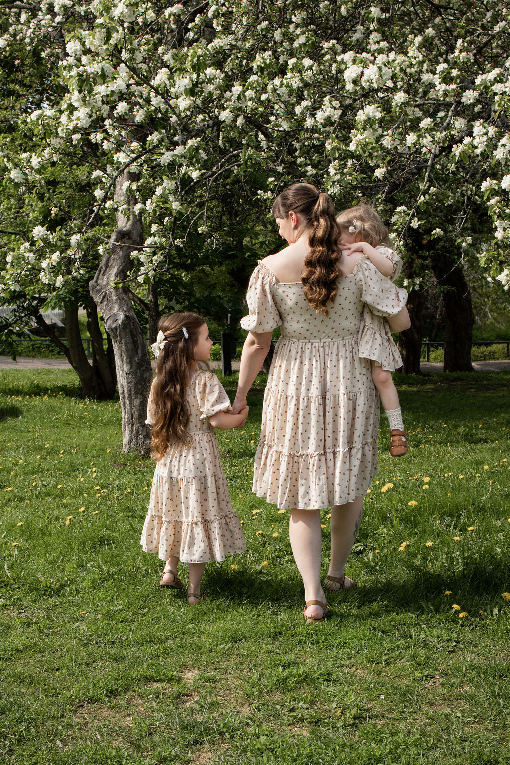 Katherine Brown Floral -mekko, Mama