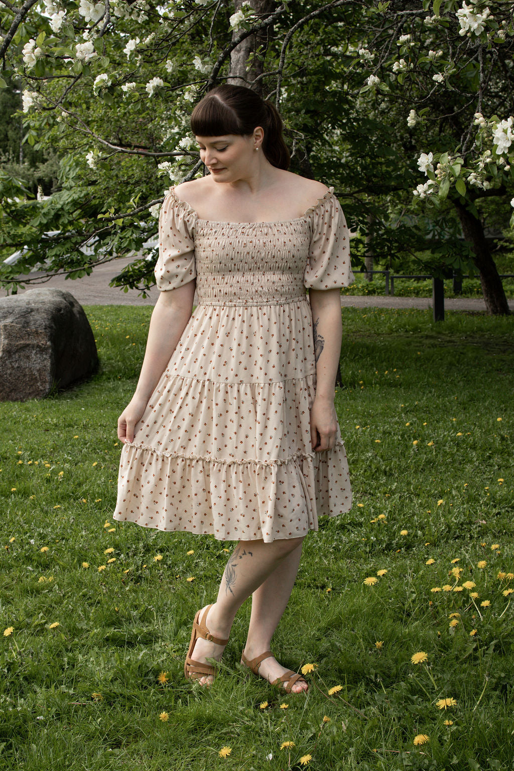 Katherine Brown Floral -mekko, Mama