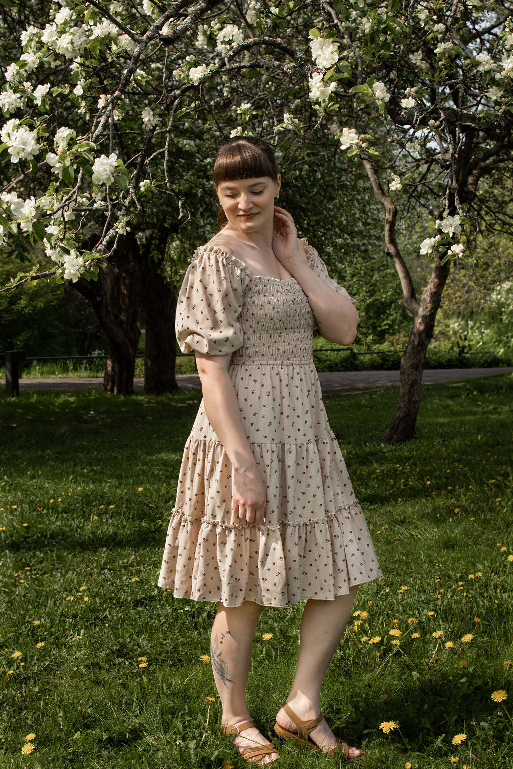 Katherine Brown Floral -mekko, Mama