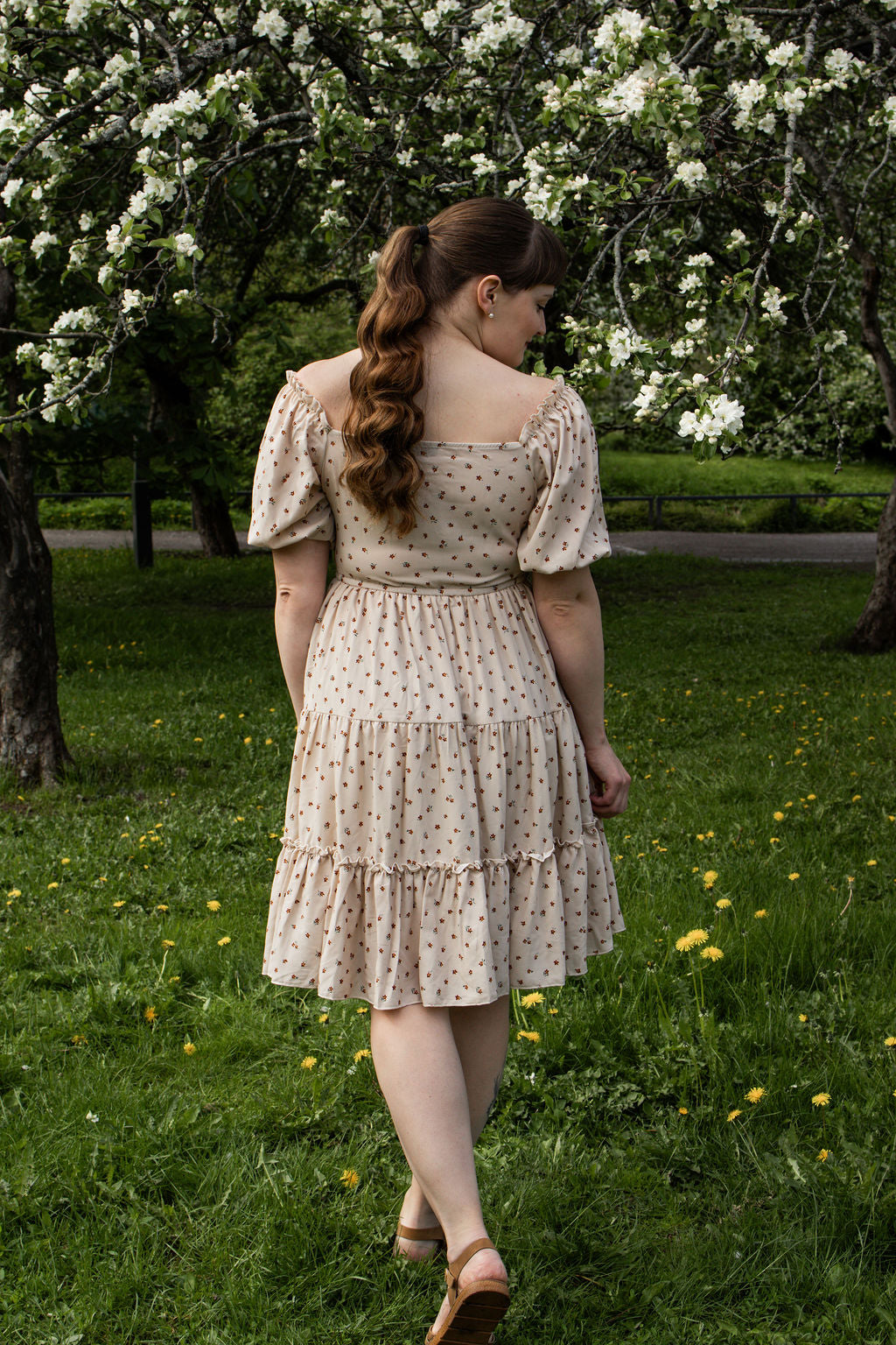 Katherine Brown Floral -mekko, Mama