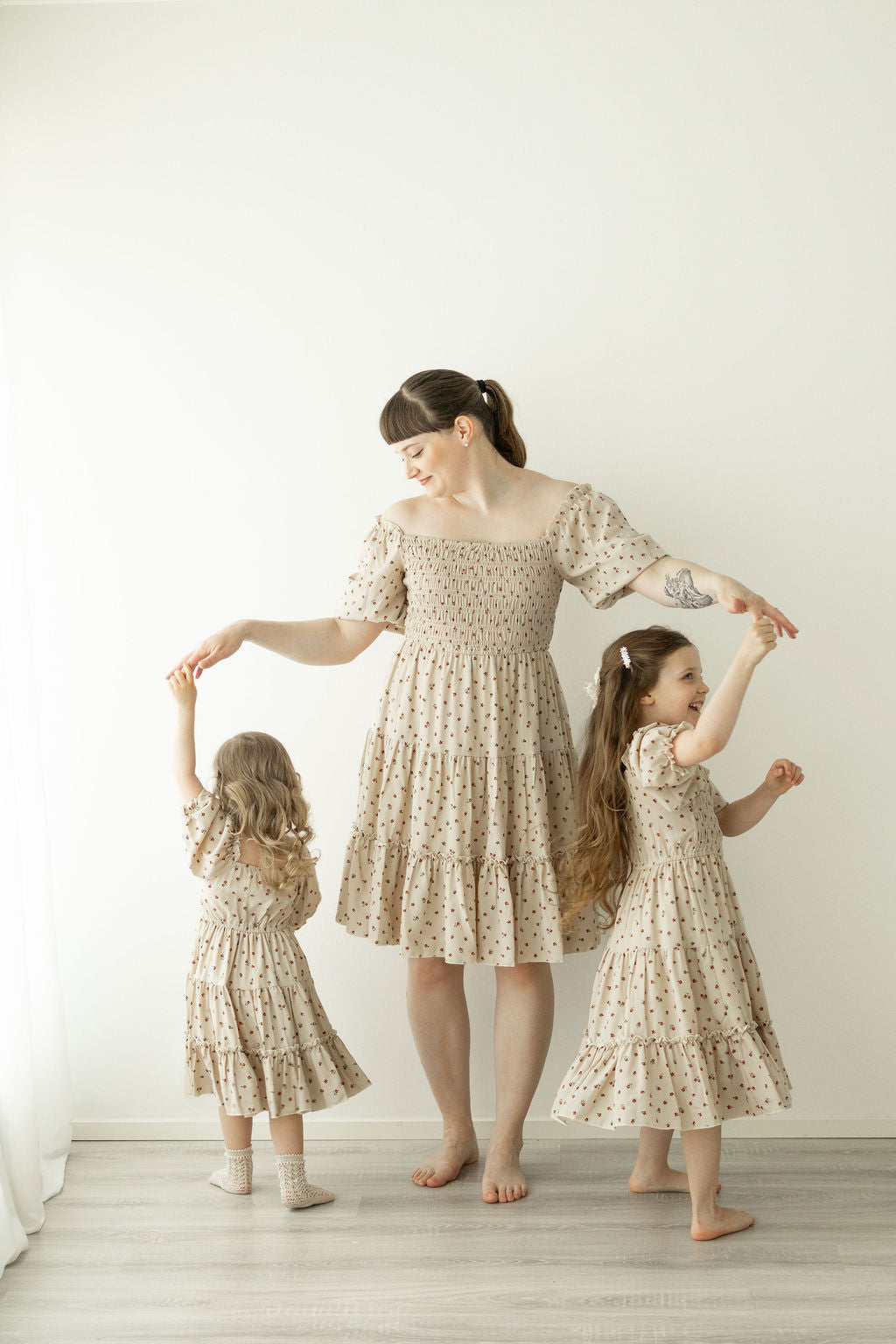 Katherine Brown Floral -mekko, Mama