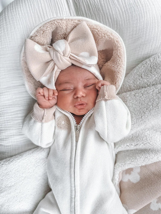 Indigo Dreams Lola Knitted Bow Tie, Oatmeal