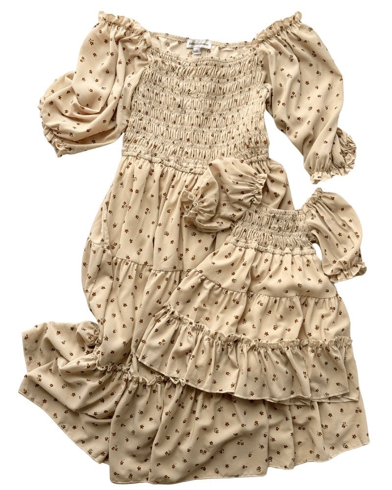 Katherine Brown Floral -mekko, Mama