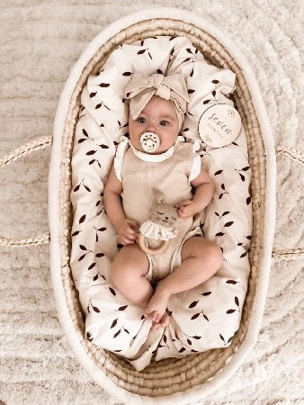 Main Sauvage Bunny Sand Bunny Rattle