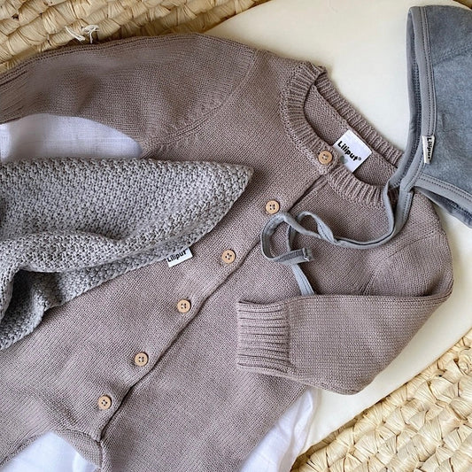 Liliput vauvan neulehaalari, Taupe