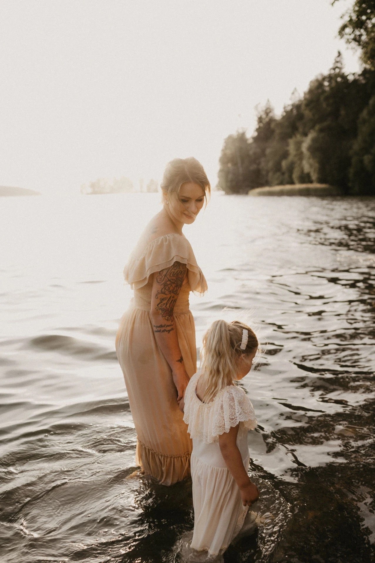 Bailey's Blossoms Nellie Ruffle -mekko, Mama