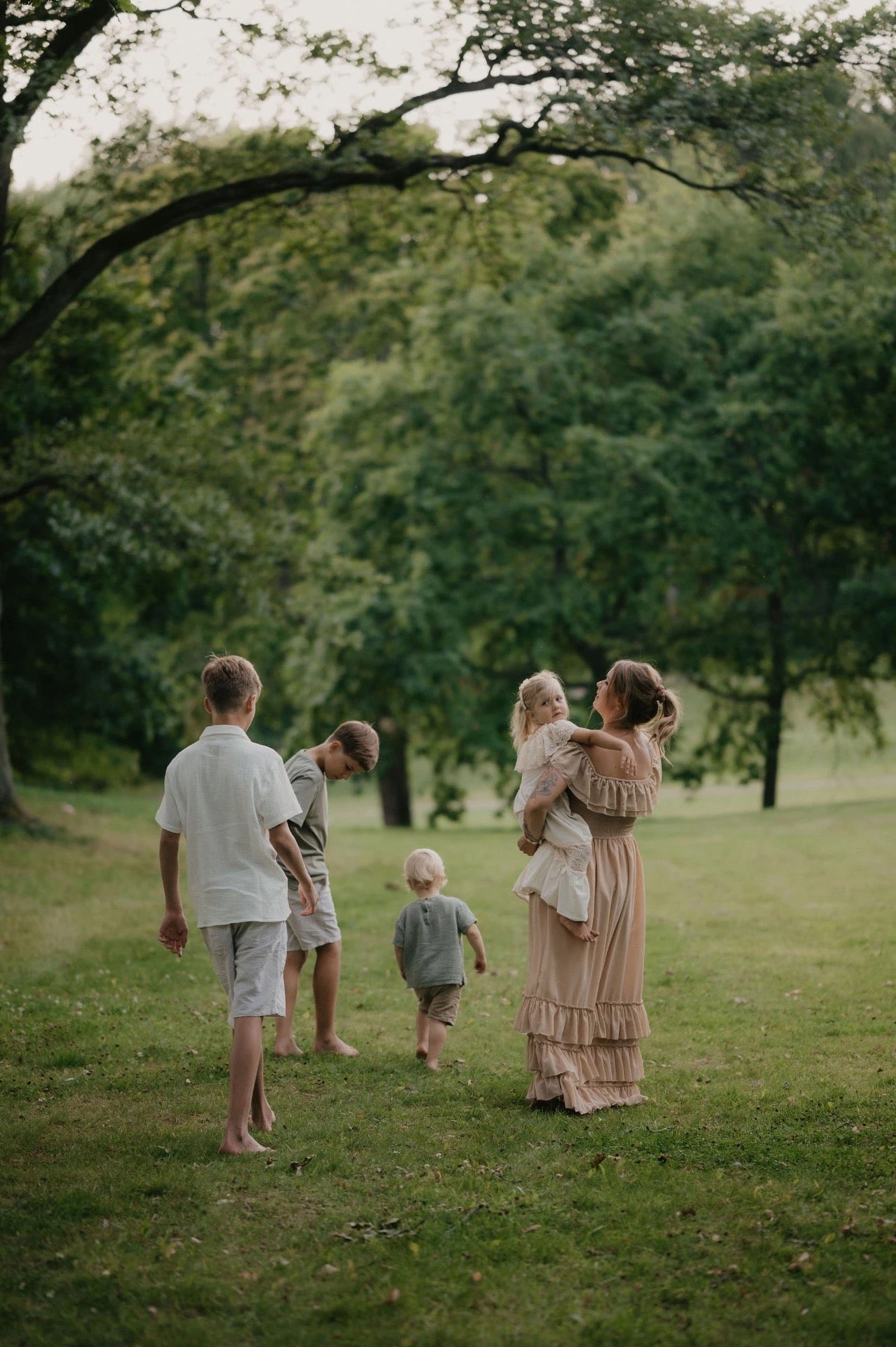 Bailey's Blossoms Nellie Ruffle -mekko, Mama
