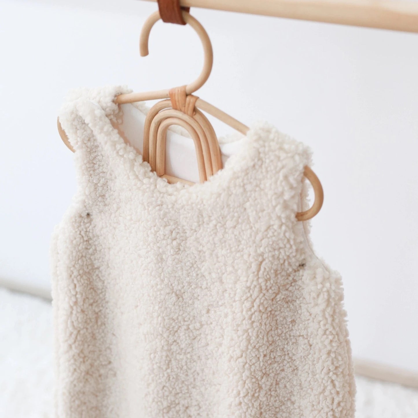 Babyly Teddy Dreams vauvan unipussi, Cream tai Taupe