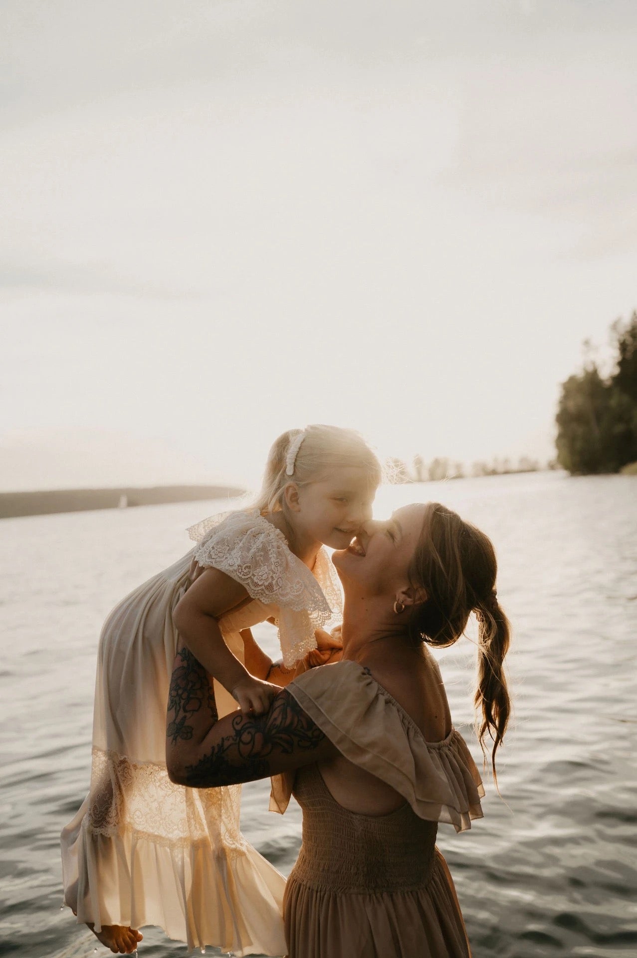 Bailey's Blossoms Nellie Ruffle -mekko, Mama