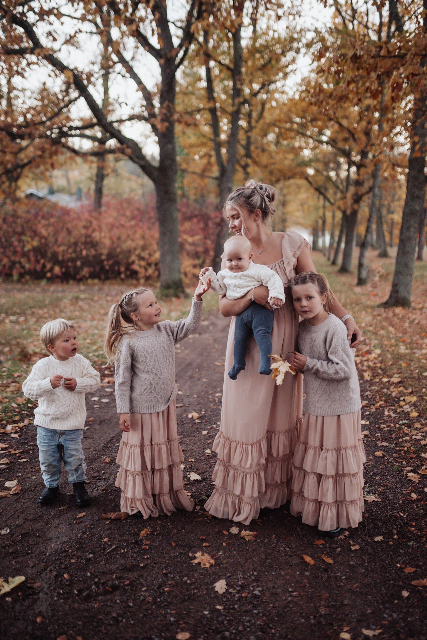 Bailey's Blossoms Nellie Ruffle -mekko, Mama