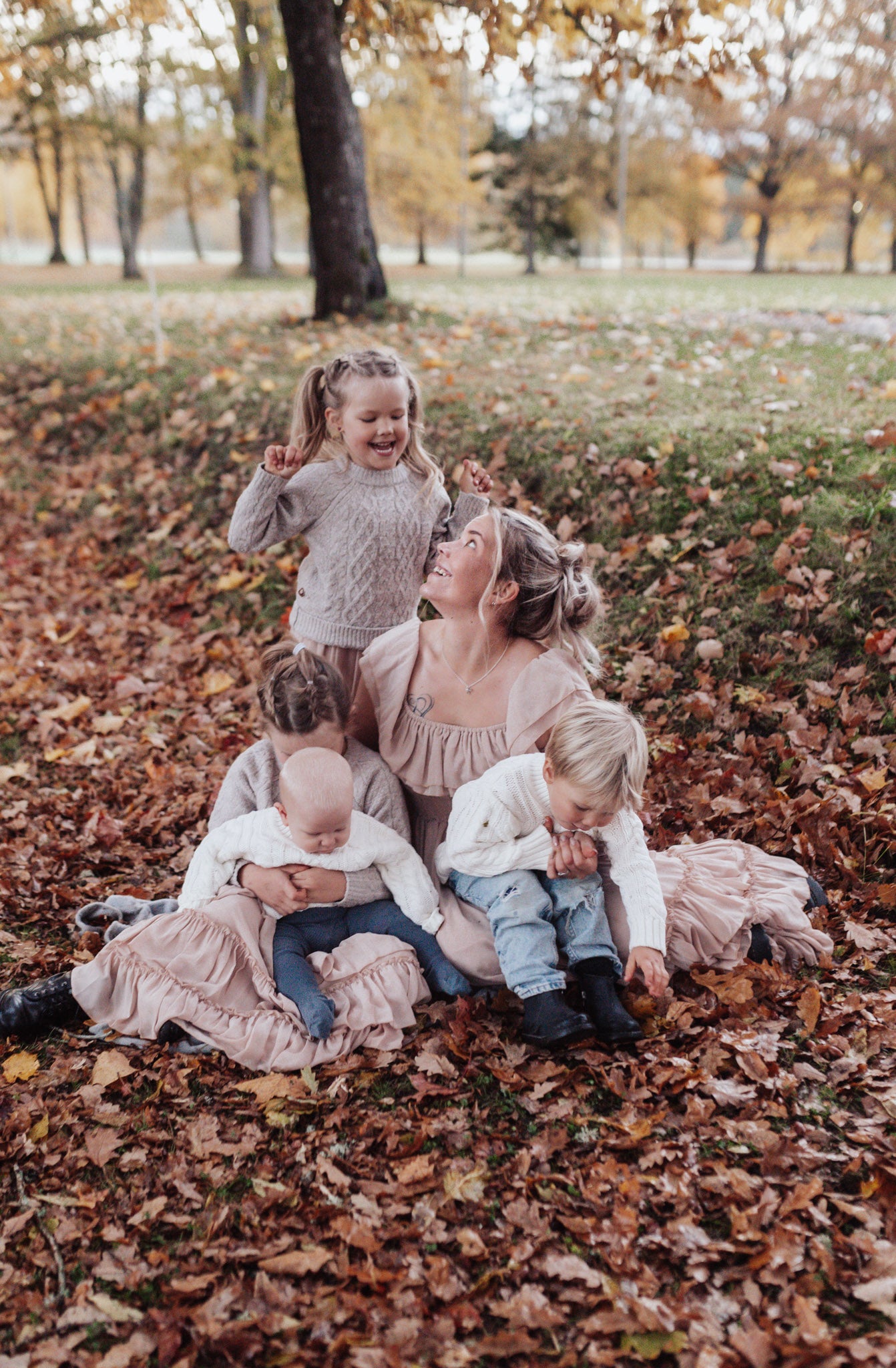 Bailey's Blossoms Nellie Ruffle -mekko, Mama