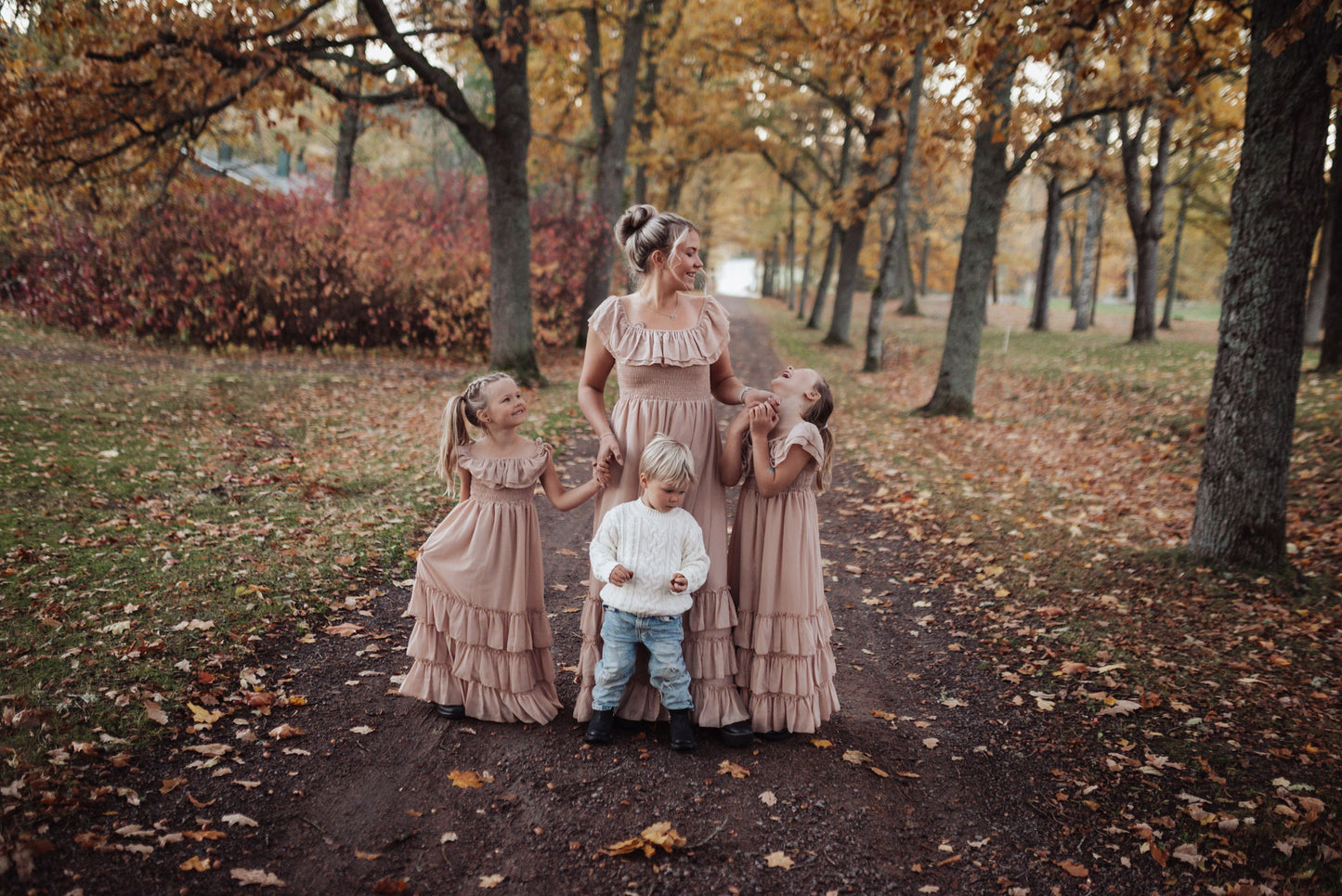 Bailey's Blossoms Nellie Ruffle -mekko, Mama