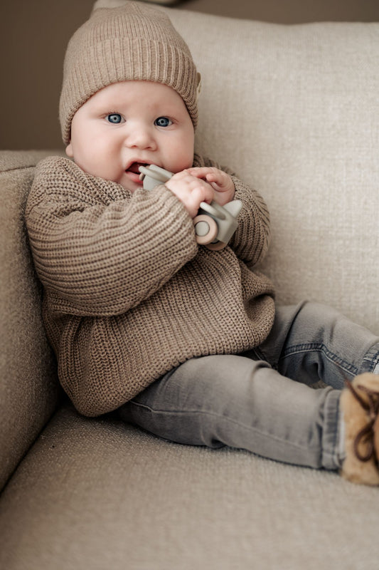 Moalie Big Knit Oversized Sweater -neulepusero vauvalle, Beige