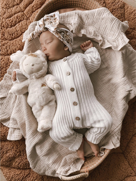 Little B's Nursery Ribbed Romper vauvan neulehaalari, Milk