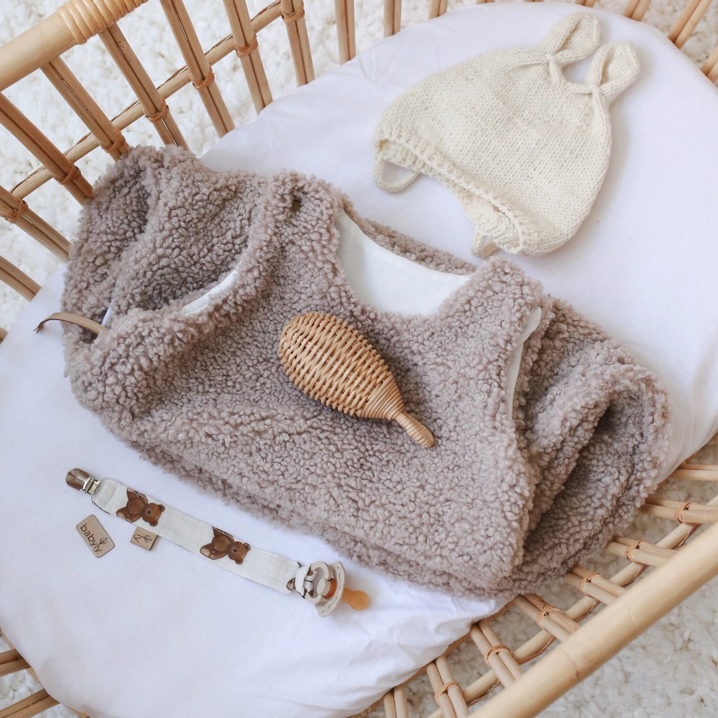 Babyly Teddy Dreams vauvan unipussi, Cream tai Taupe