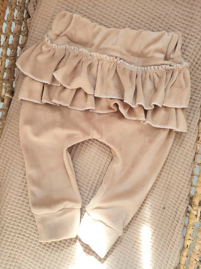 Petiteaude Ruffle -veluuriröyhelöhousut, Beige tai Cream